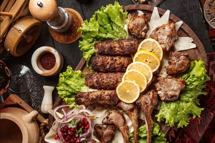 Why You Need to Choose the Best Cafeterias for Trying Arabic Dishes